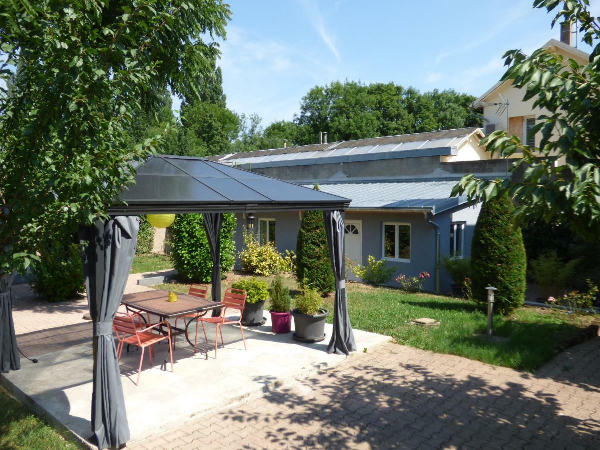 Gite De Preuilly Auxerre Exterior foto